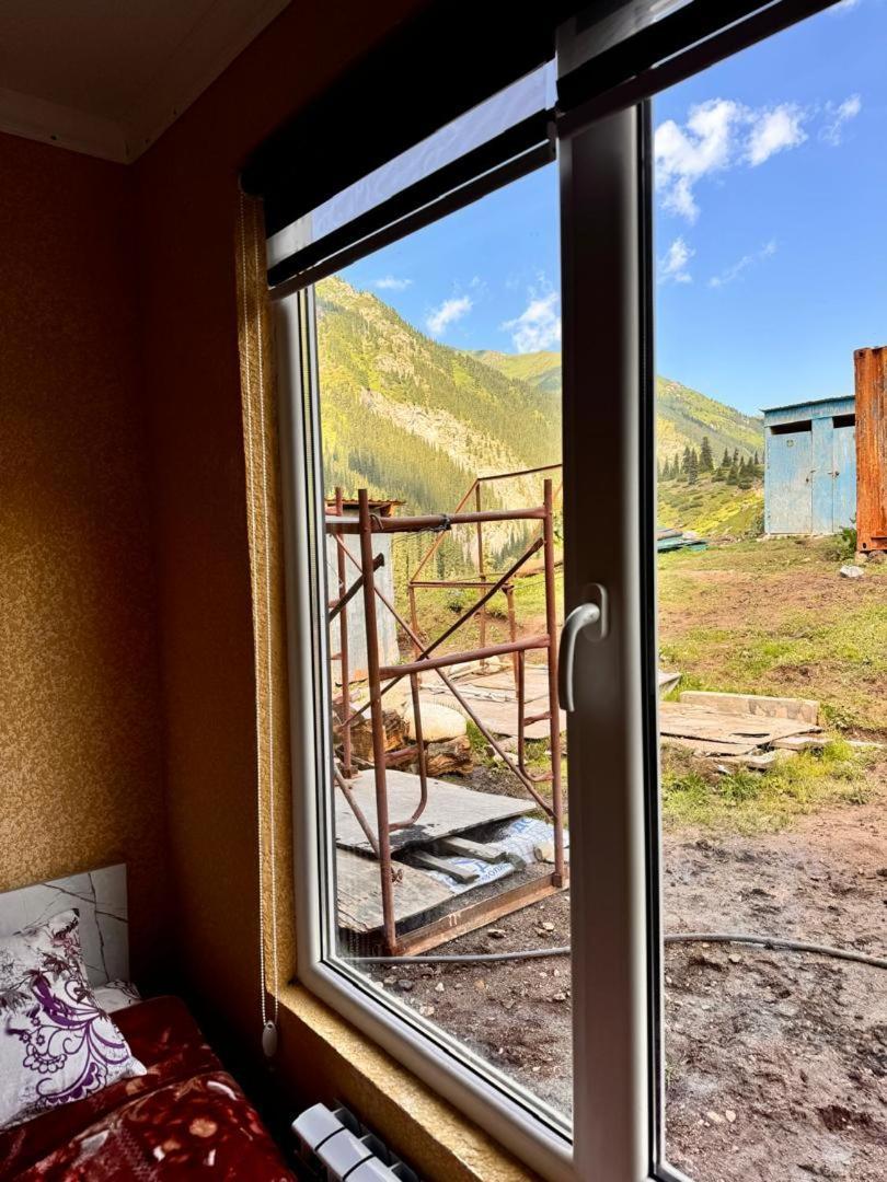 Ala-Kul Guesthouse In Altyn-Arashan Karakol Bagian luar foto