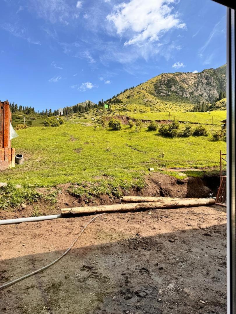 Ala-Kul Guesthouse In Altyn-Arashan Karakol Bagian luar foto