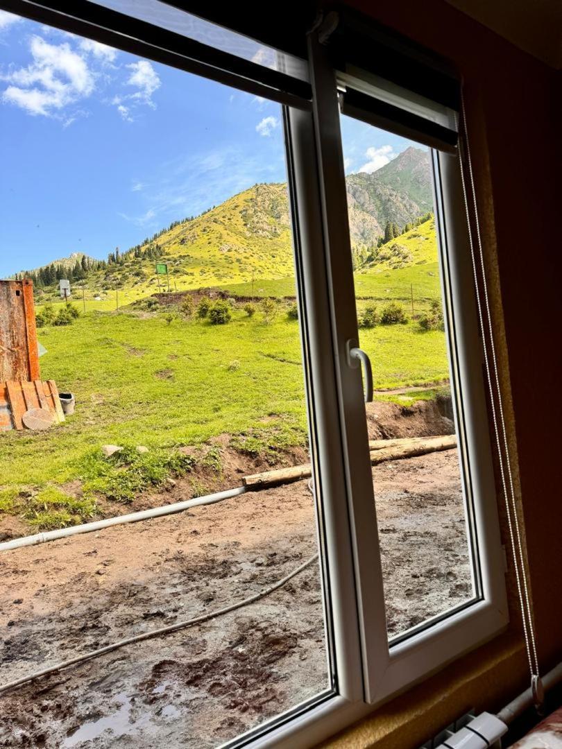 Ala-Kul Guesthouse In Altyn-Arashan Karakol Bagian luar foto